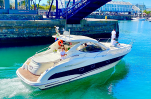 Maya Motor Yacht Captain and Crew, Cape Town